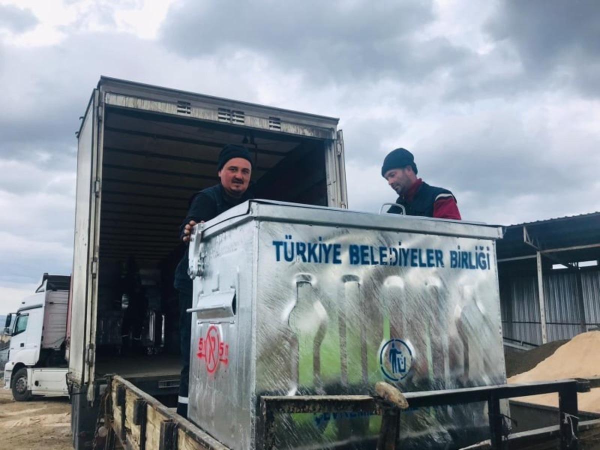 Terzialan Beldesine hibe &ccedil;&ouml;p  konteyneri