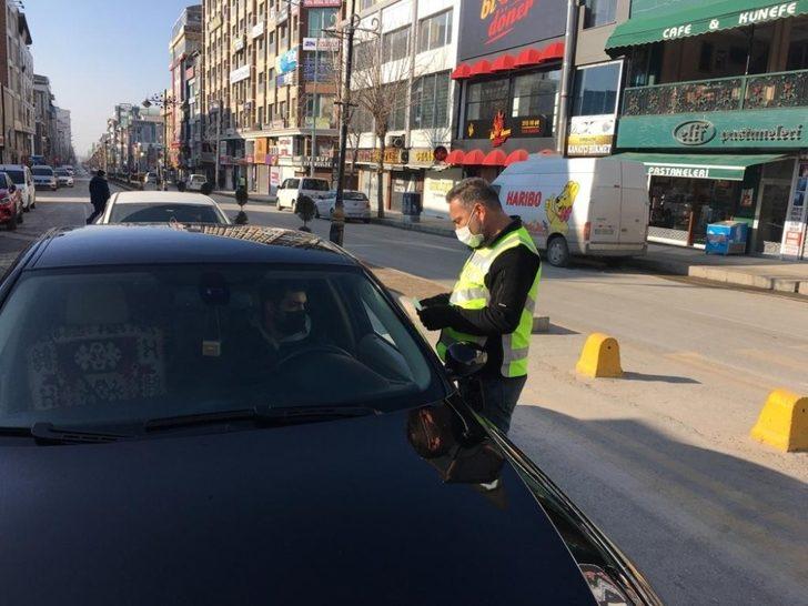 Van’da polisler sokağa çıkma kısıtlamasında işi sıkı tuttu G4