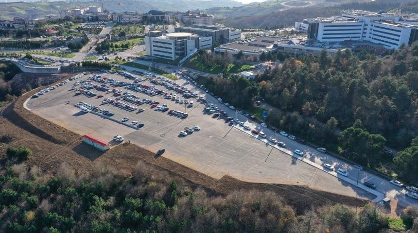 Umuttepe otoparkında çevre düzenlemesi yapıldı