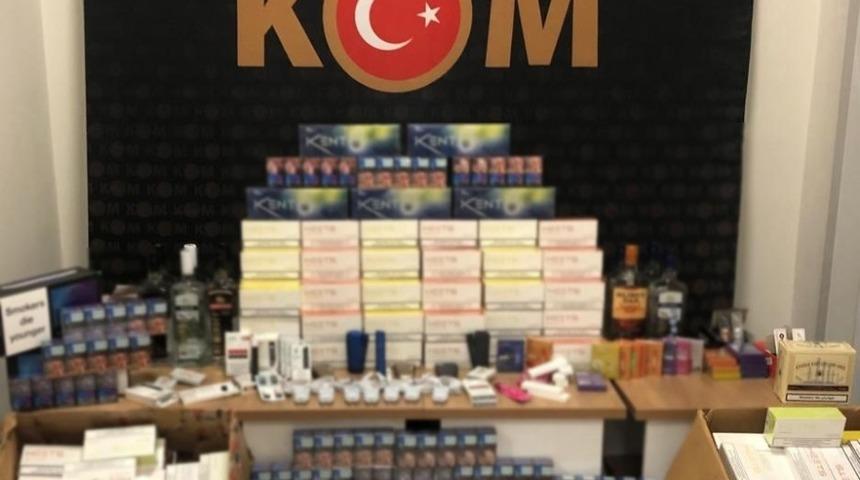 Antalya&rsquo;da ka&ccedil;ak t&uuml;t&uuml;n ve elektronik sigara operasyonu