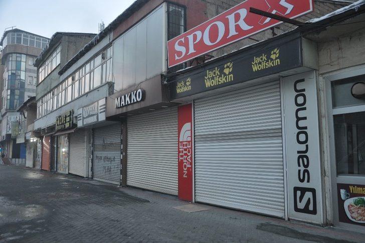 Yüksekova’da 2 günlük sokağa çıkma kısıtlaması sakin geçiyor G4