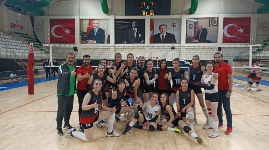 Van Büyükşehir Kadin Voleybol takımı, Mezopotamya engelini de geçti