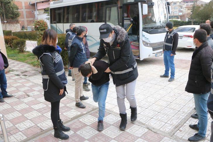 2 ildeki 10 adrese yapılan narkotik operasyonunda 5 kişi tutuklandı G3