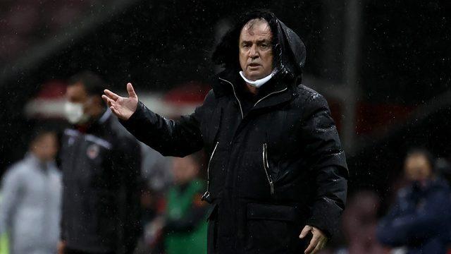 Galatasaray'da Fatih Terim 'psikolojisi bozuldu' dedi ve radikal bir karar aldı