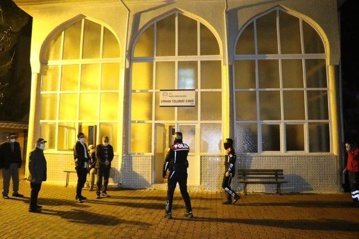 ‘Namaz kılacağım’ diyerek kapattırmadığı camide ölü bulundu G5