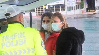 İzin belgesini gösterdi ama emniyet kemerinden ceza yedi