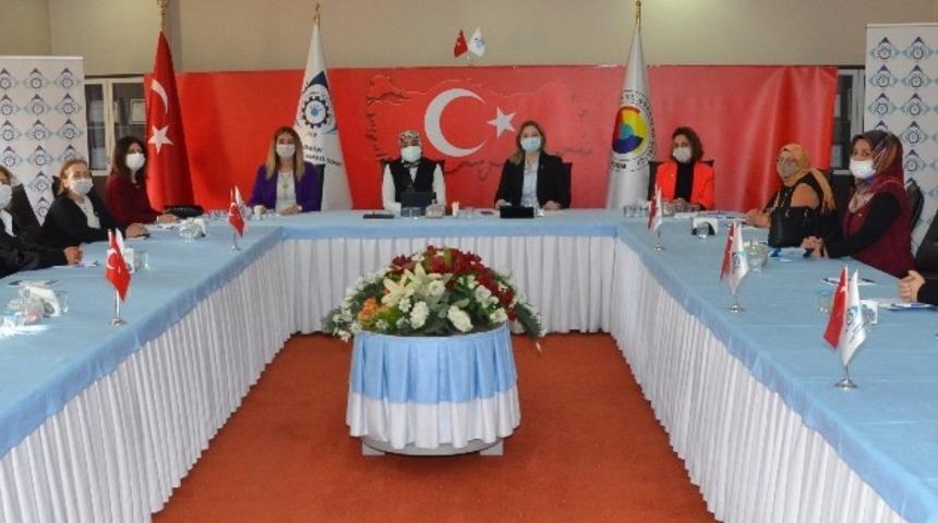 Milletvekili Taşkesenlioğlu Ban&rsquo;dan kadın girişimcilere tam destek