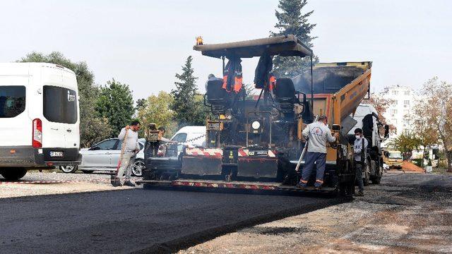 Muratpaşa’da yol yenileme çalışmaları