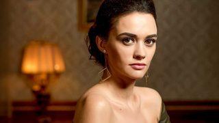 Hande Soral ‘İsimsizler’ dizisi kadrosunda