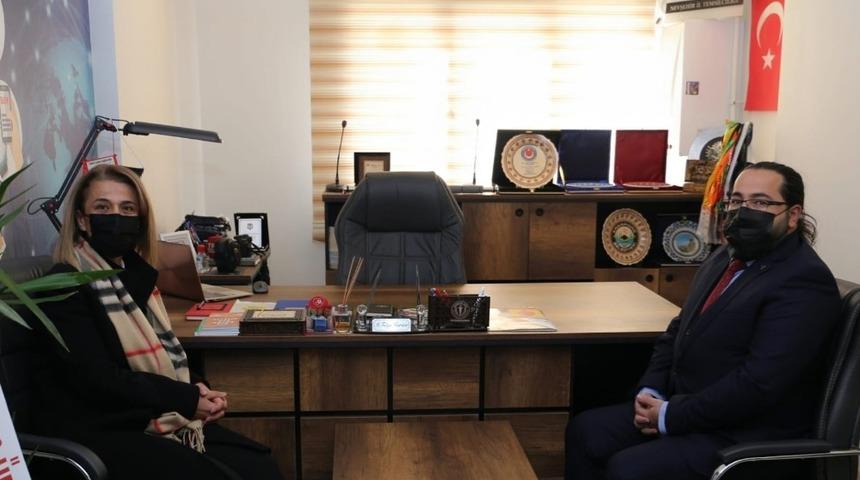 Vali Becel, K&uuml;resel Gazeteciler Konseyi&rsquo;ni ziyaret etti