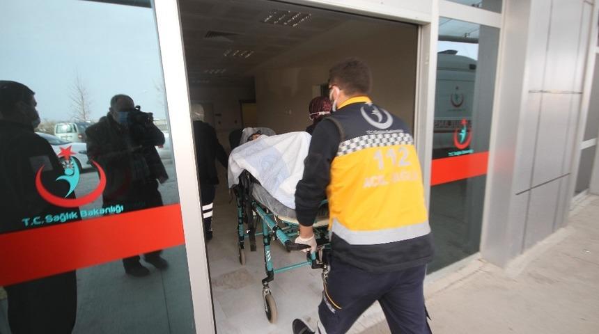 Dumandan etkilenen yaşlı kadının yardımına bu kez sağlık ekipleri yetişti
