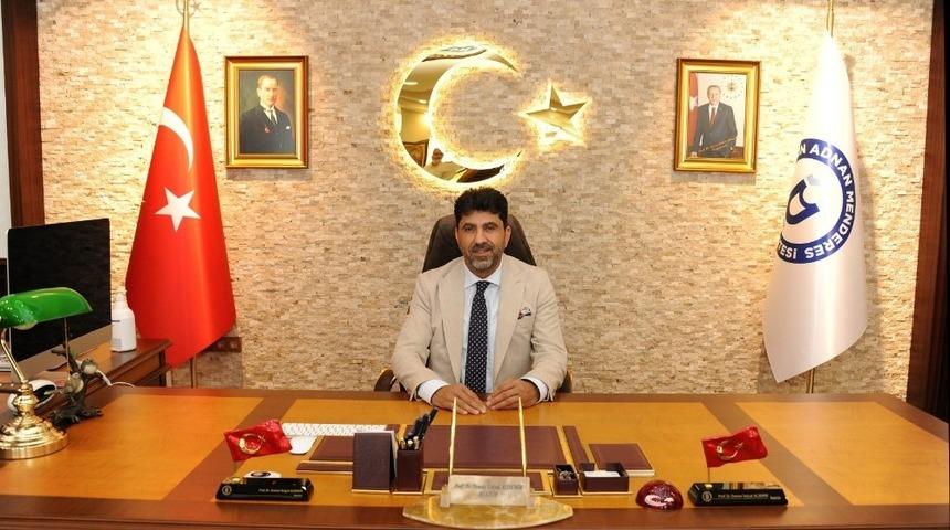 AD&Uuml; Rekt&ouml;r&uuml; Aldemir , &ldquo;Gazeteciler &ccedil;ok &ouml;nemli bir kamu hizmetini yerine getiriyor&rdquo;