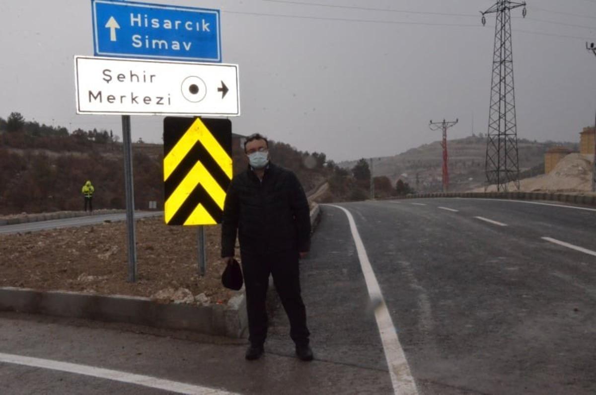 Emet&rsquo;te yol &ccedil;ilesi bitiyor