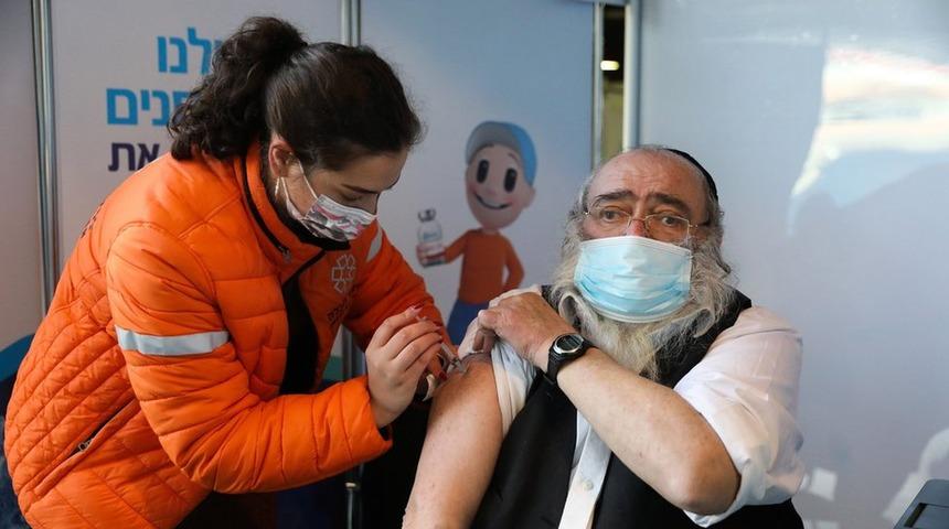 İsrail aşı yarışında nasıl d&uuml;nya lideri oldu, Filistinlilerle aşı paylaşılacak mı?