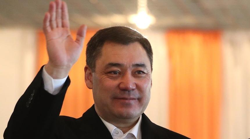 Kırgızistan se&ccedil;imleri: Sadyr Japarov oyların b&uuml;y&uuml;k &ccedil;oğunluğunu almış g&ouml;r&uuml;n&uuml;yor