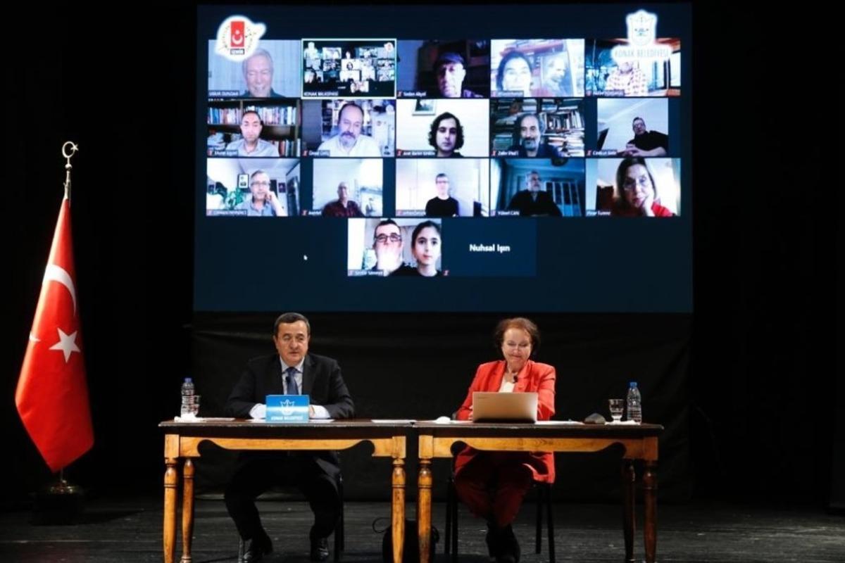 Eflatun Nuri Karikat&uuml;r Yarışması&rsquo;na &ccedil;evrimi&ccedil;i &ouml;d&uuml;l t&ouml;reni