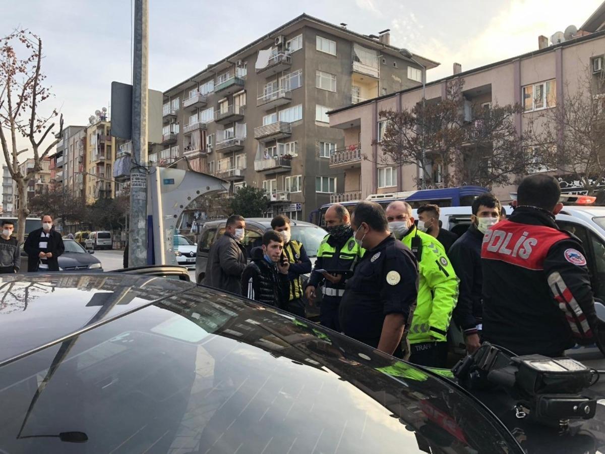 Yoklama ka&ccedil;ağı gen&ccedil; dur ihtarına uymadı, kaza yaptı, 16 bin 450 TL ceza yedi