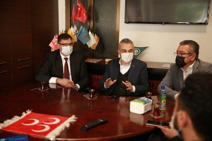 AK Partili Savaş, MHP Kuşadası İlçe Başkanı İnan ve yönetim kurulu üyeleri ile görüştü G3