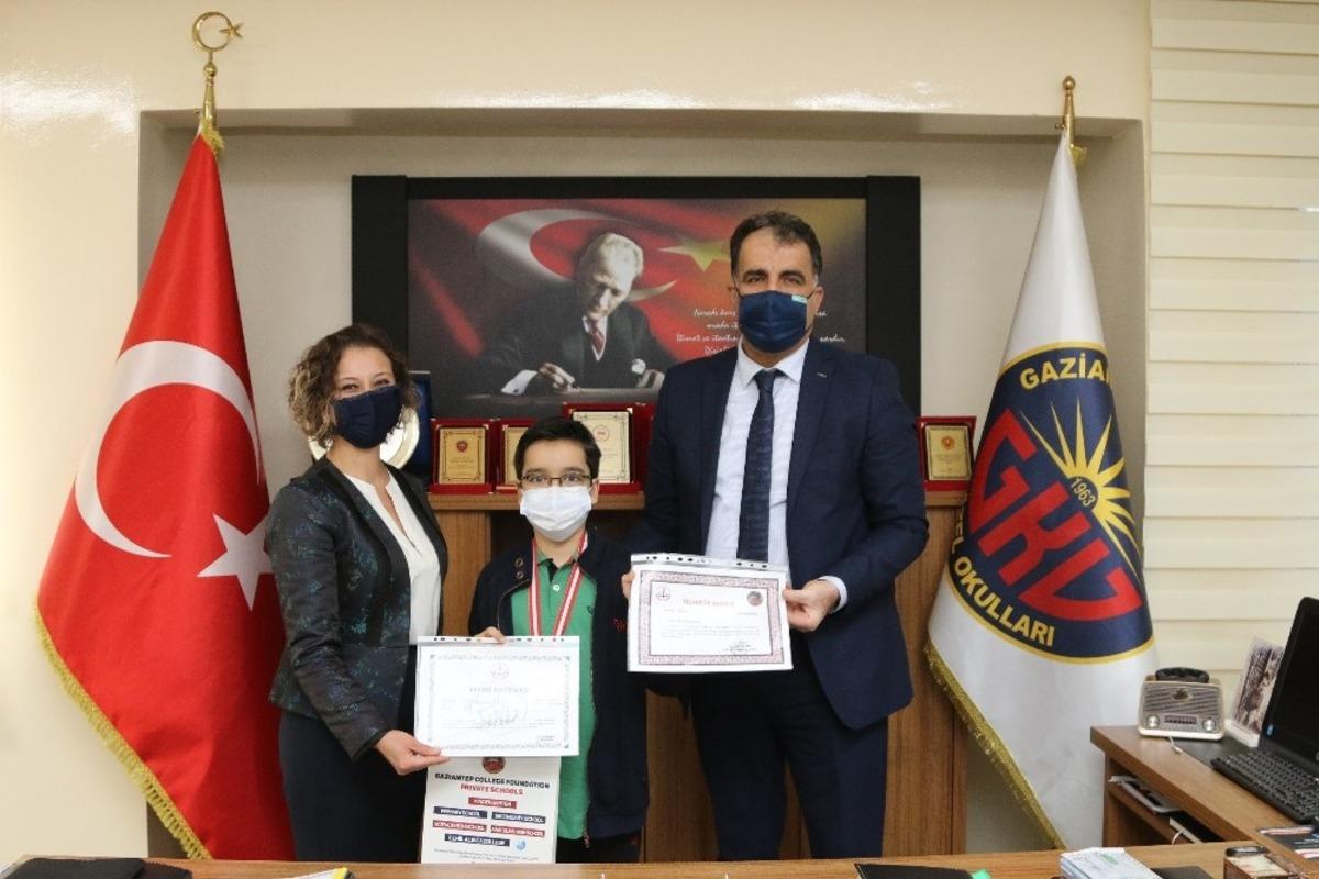 GKV&rsquo;lilerin "iyilikte birleşelim" mesajına ulusal &ouml;d&uuml;l