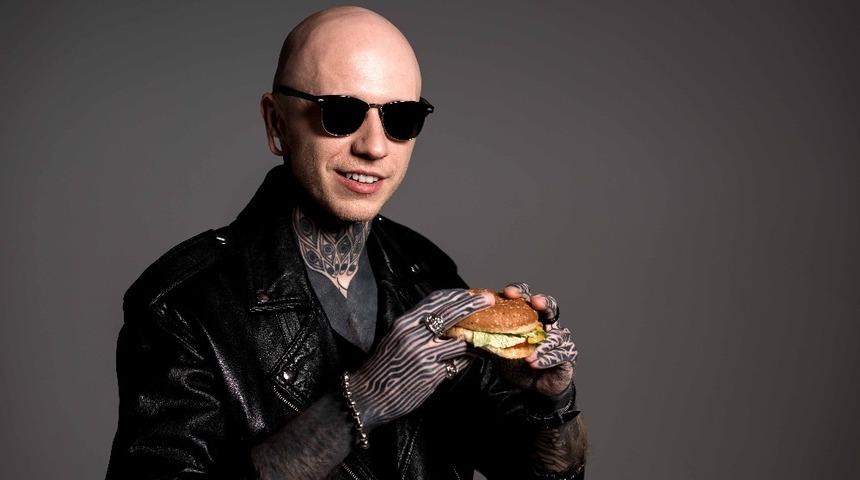 Yanlış beslenme tarzı sa&ccedil; d&ouml;k&uuml;lmesini tetikliyor