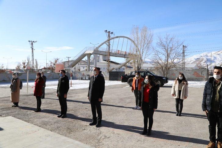 Başkale’de bayrak töreni G5