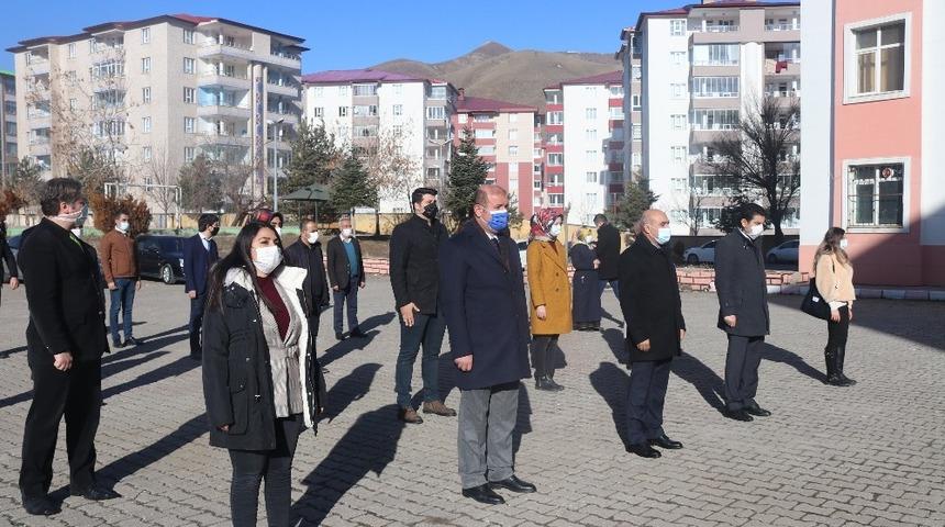 Bitlis&rsquo;te bayrak t&ouml;reni