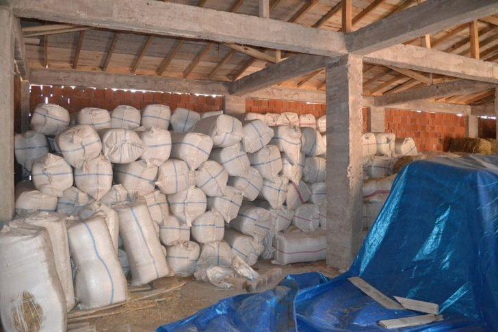 Samanlığı kül oldu, çaresizce düşünürken yardım gecikmedi G5