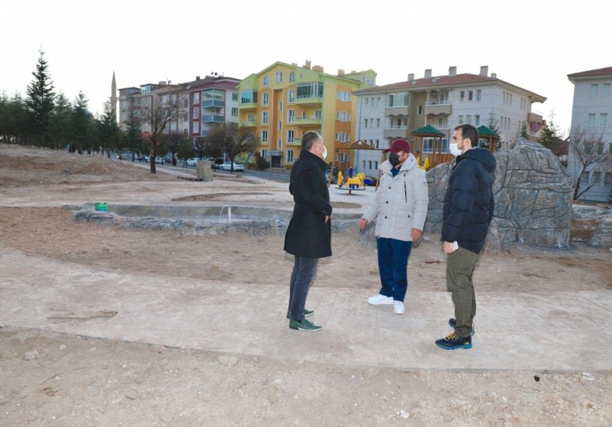 Eski Belediye Başkanı Akbay&rsquo;ın ismi, parkta yaşatılacak
