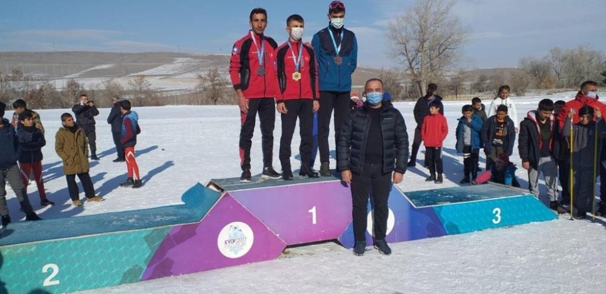 Ağrılı kayak&ccedil;ılar yeni sezona başarılarıyla başladı