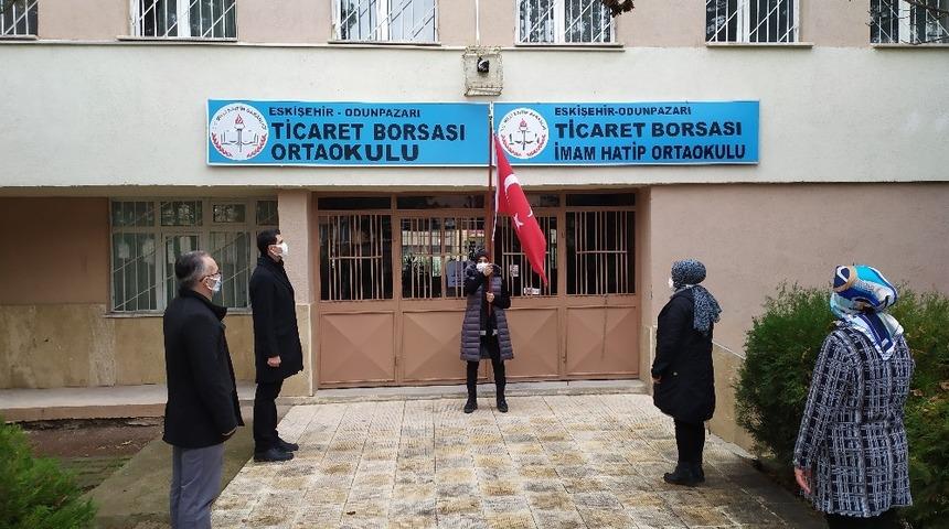 İstiklal Marşını coşku ile okudular