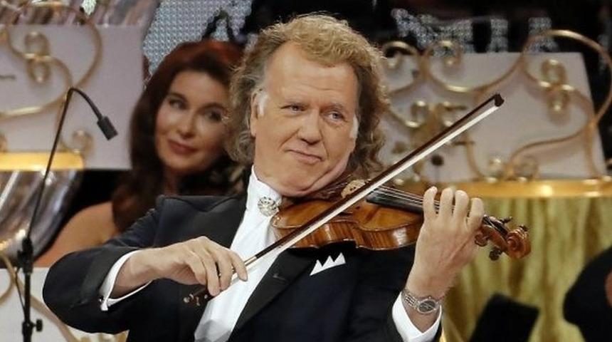Andre Rieu orkestrasını yaşatmak i&ccedil;in gerekirse 400 yıllık Stradivarius kemanını satacak