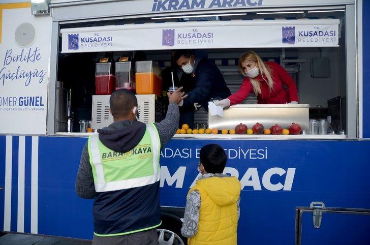 Kuşadası Belediyesi salgın boyunca vatandaşla dayanışma için seferber oldu G3