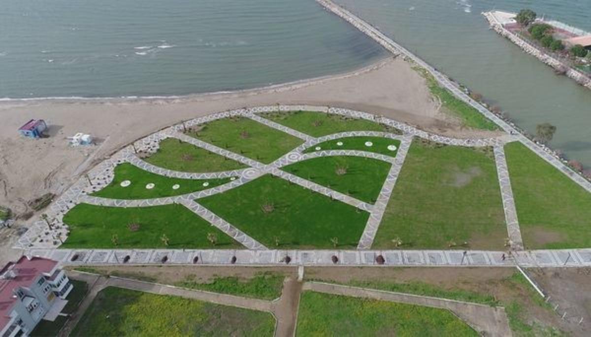 Burhaniye, &Ouml;zg&uuml;rl&uuml;k Parkı&rsquo;na kavuşuyor