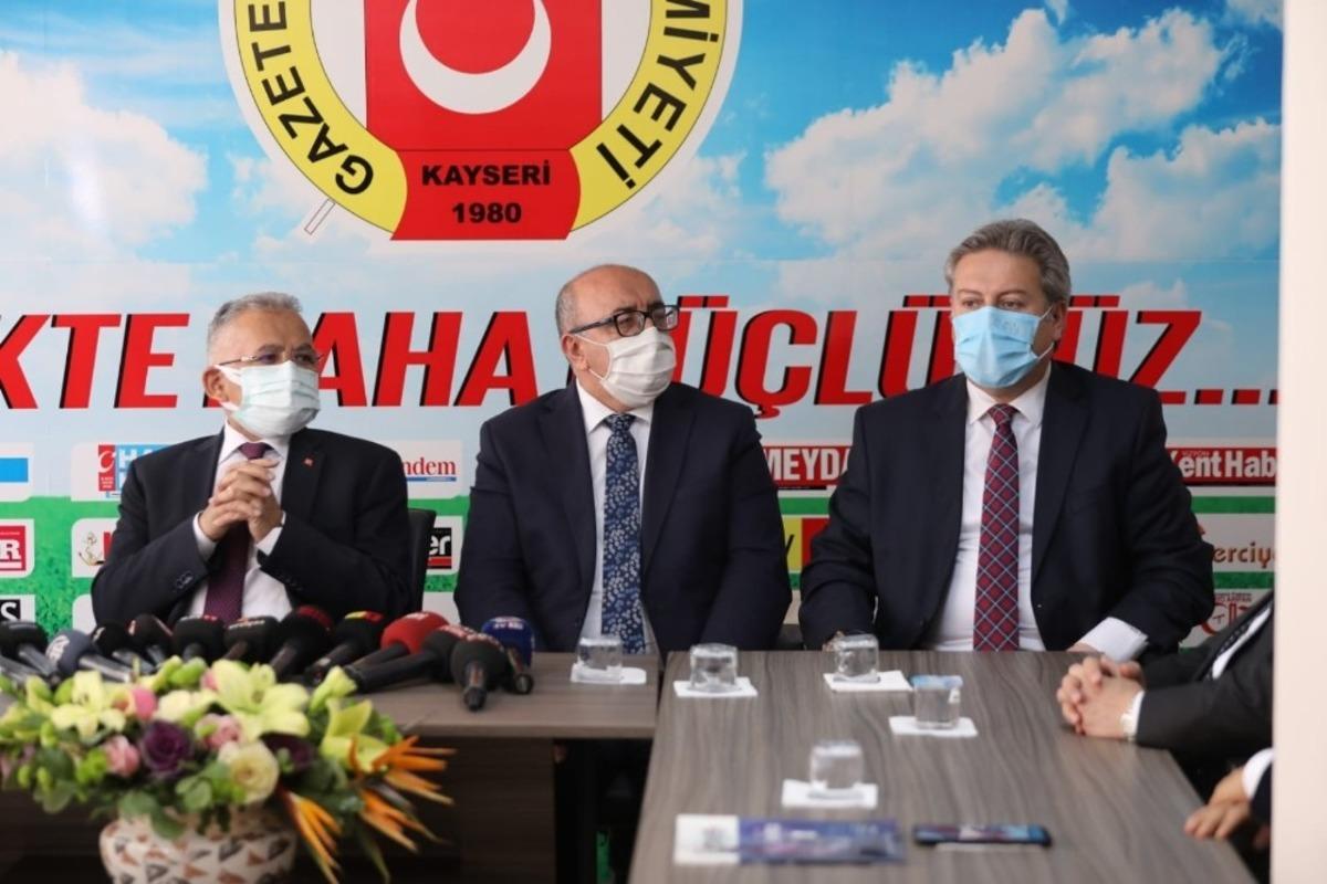 Başkan Palancıoğlu, "Basın bizim sesimiz, g&ouml;z&uuml;m&uuml;z, kulağımız"