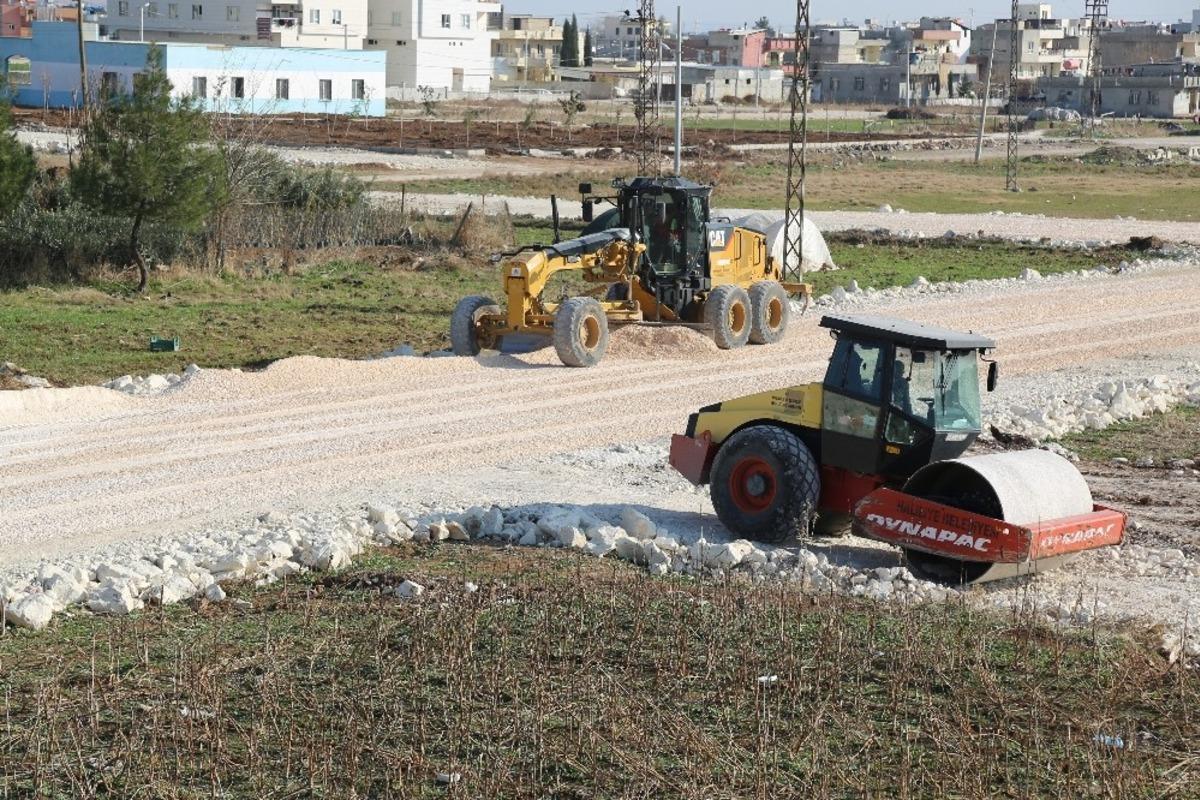 Haliliye&rsquo;de yol yapım &ccedil;alışmaları