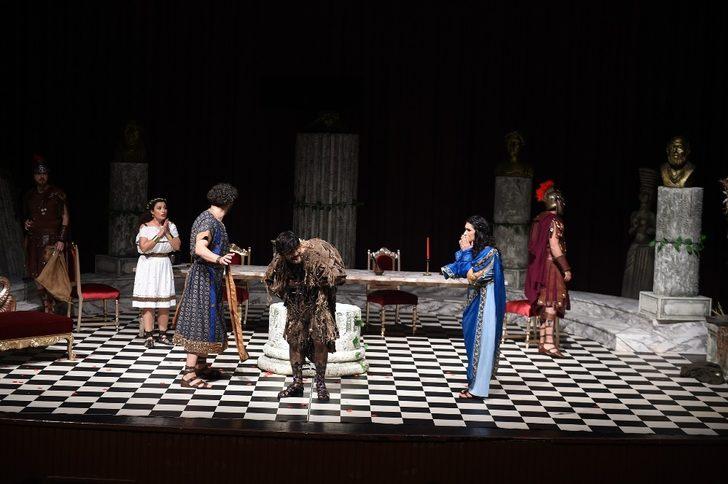 Tarsus Belediyesi Şehir Tiyatrosuna 3 ödül G1