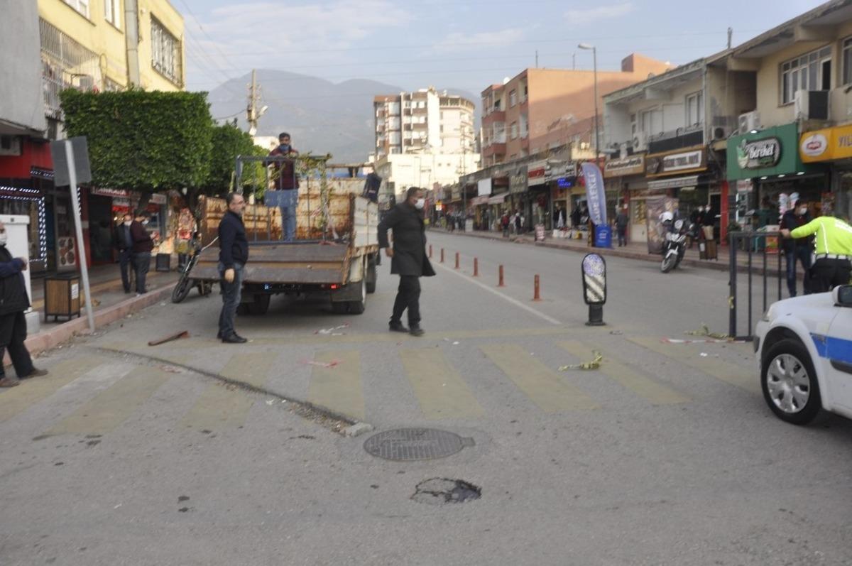 Payas&rsquo;ın en işlek caddeleri yeniden trafiğe a&ccedil;ıldı