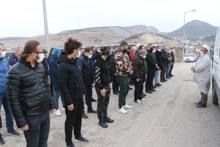 Manisa FK Antrenörü Yenal Dinçakman hayatını kaybetti G3