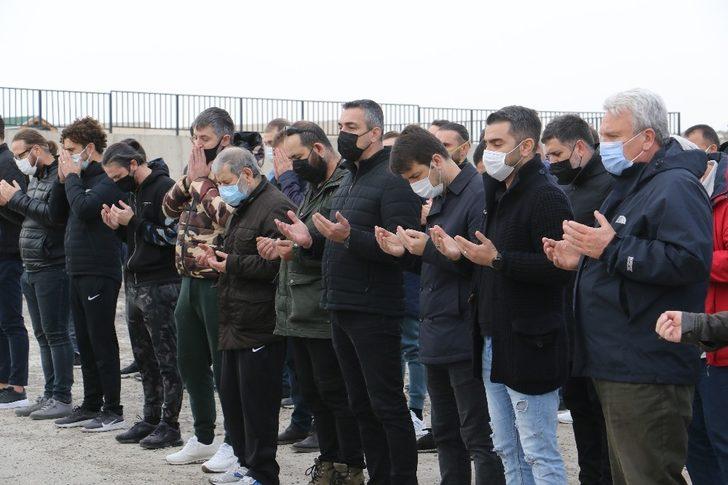 Manisa FK Antrenörü Yenal Dinçakman hayatını kaybetti G4