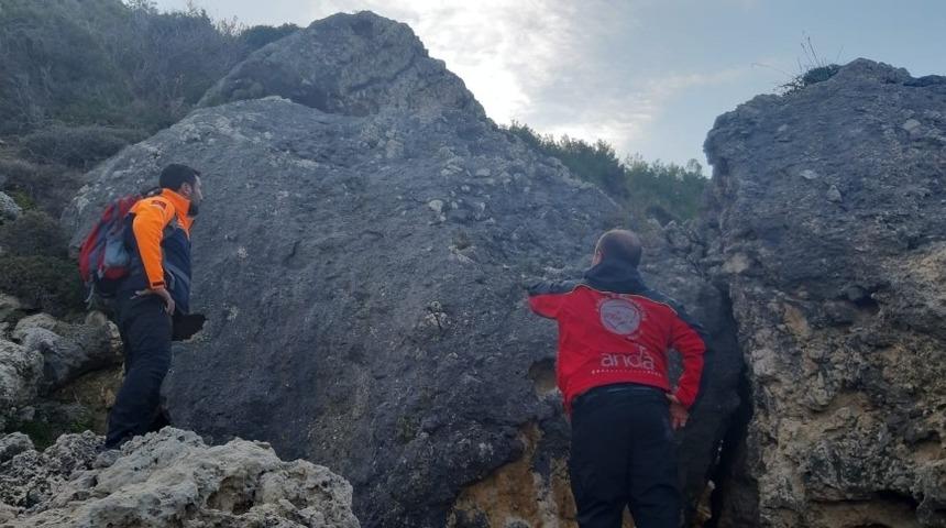 Hatay'da denizde kaybolan gen&ccedil;ten hala bir iz yok