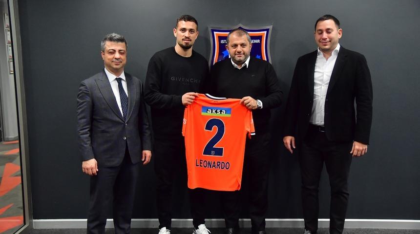 Başakşehir, Leonardo Duarte'yi transfer ettiğini resmen a&ccedil;ıkladı!