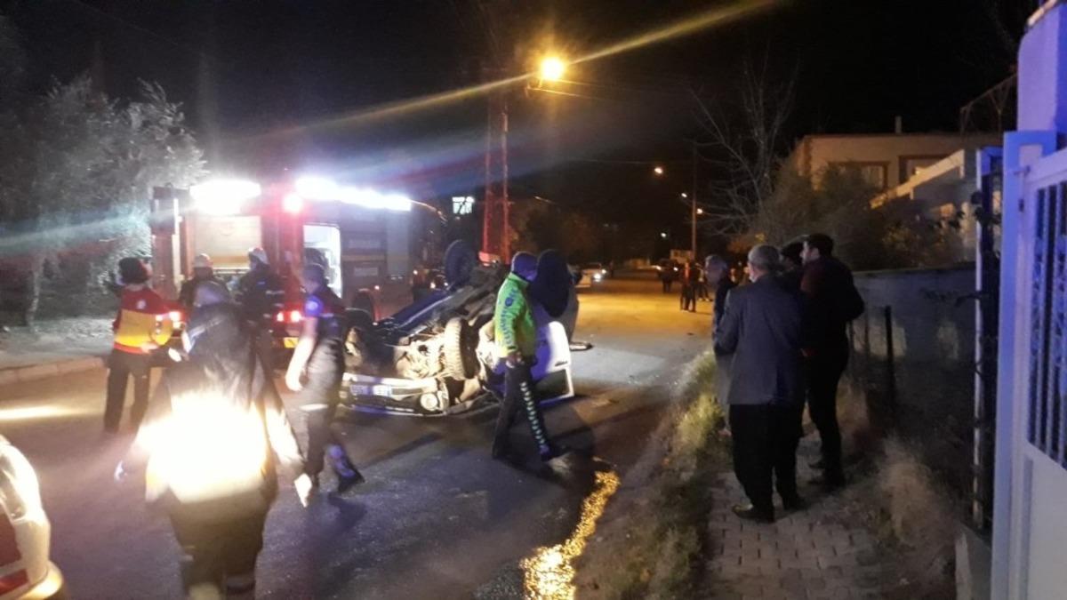 Ehliyetsiz s&uuml;r&uuml;c&uuml; ara&ccedil;la takla attı