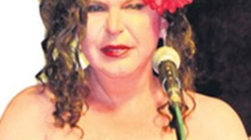 Onu Hi&ccedil; B&ouml;yle G&ouml;rmediniz!