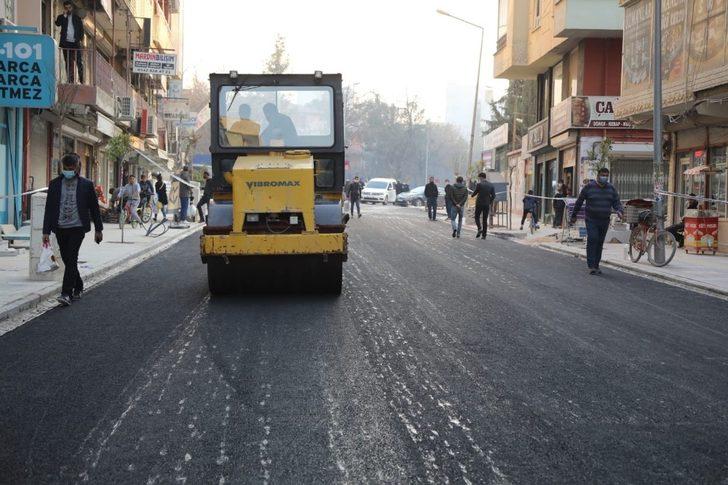 Kızıltepe’de asfalt serim çalışmaları devam ediyor G2