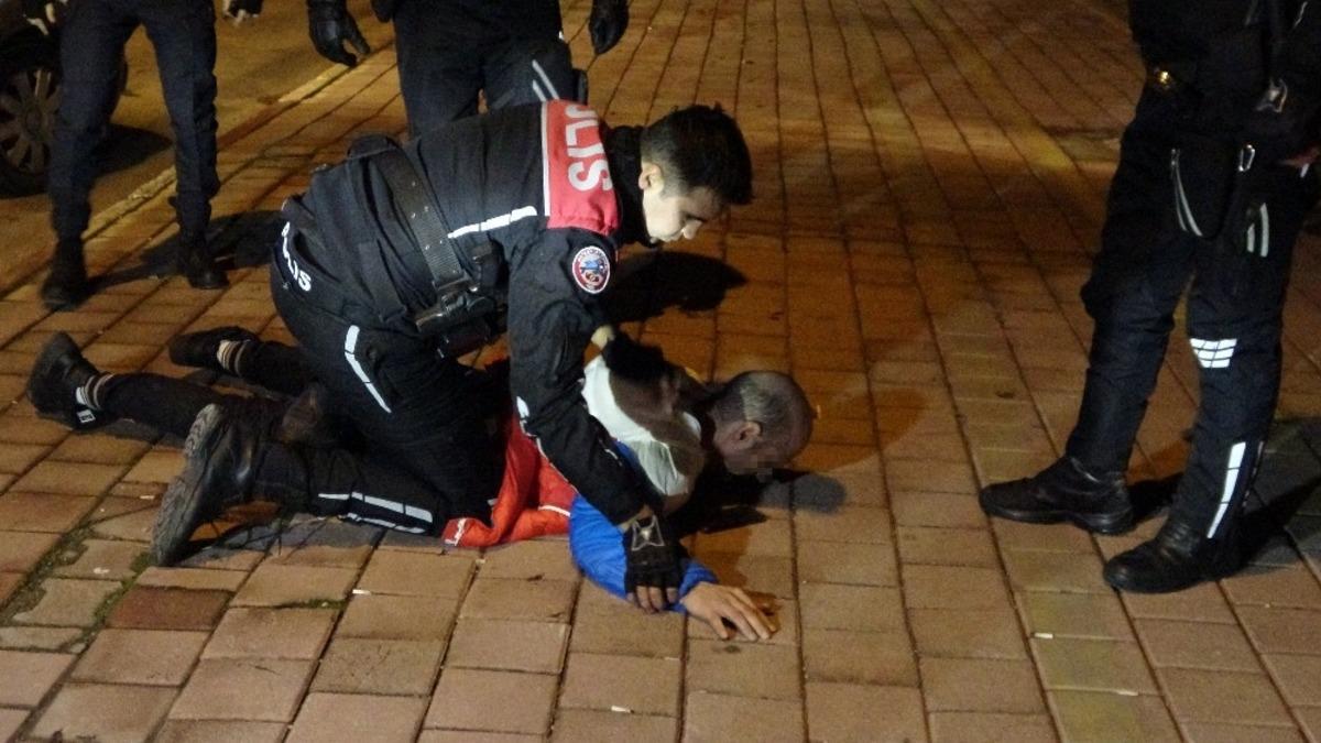 İntihar edeceğini s&ouml;yleyip ticari taksiye binen adama, &lsquo;112 Acil&rsquo; tarifesi