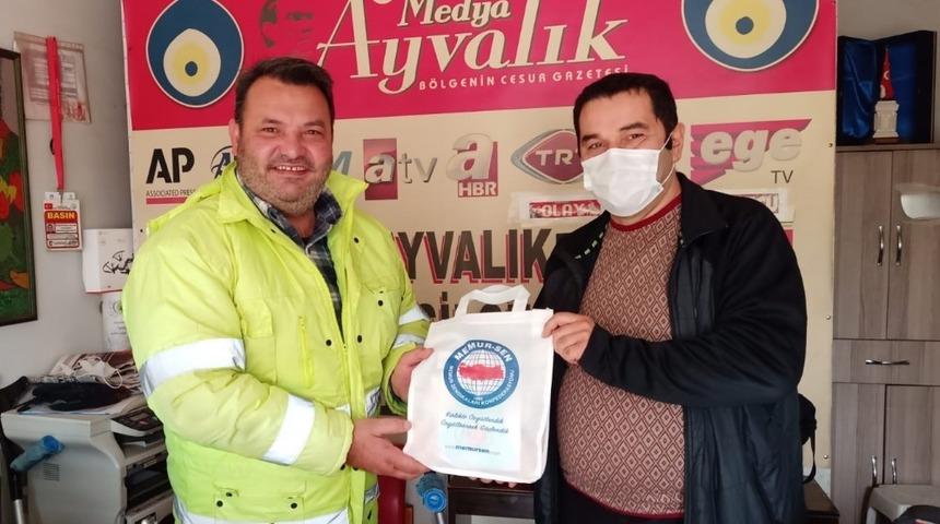 Ayvalık’ta Memur-Sen gazeteciler gününü unutmadı