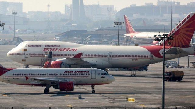 Hindistanlı kadın pilotlar 17 saatlik direkt uçuşla dünya rekoru kırdı