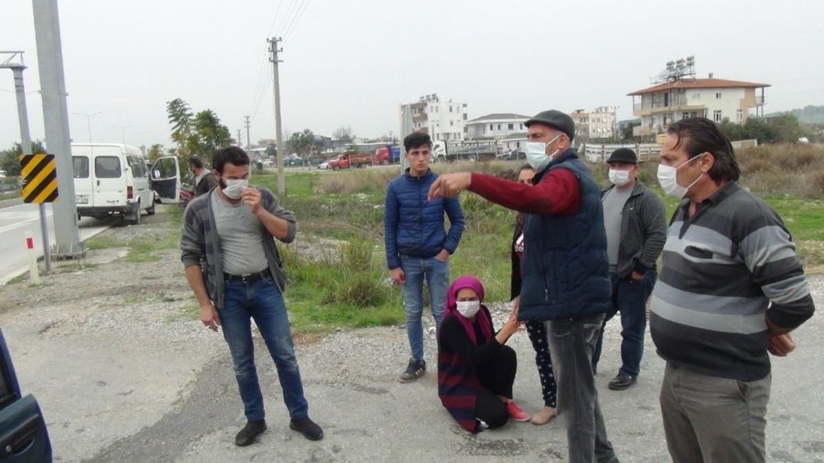 Oğlunun yaralandığını kaza yerinde g&ouml;zyaşı d&ouml;kt&uuml;