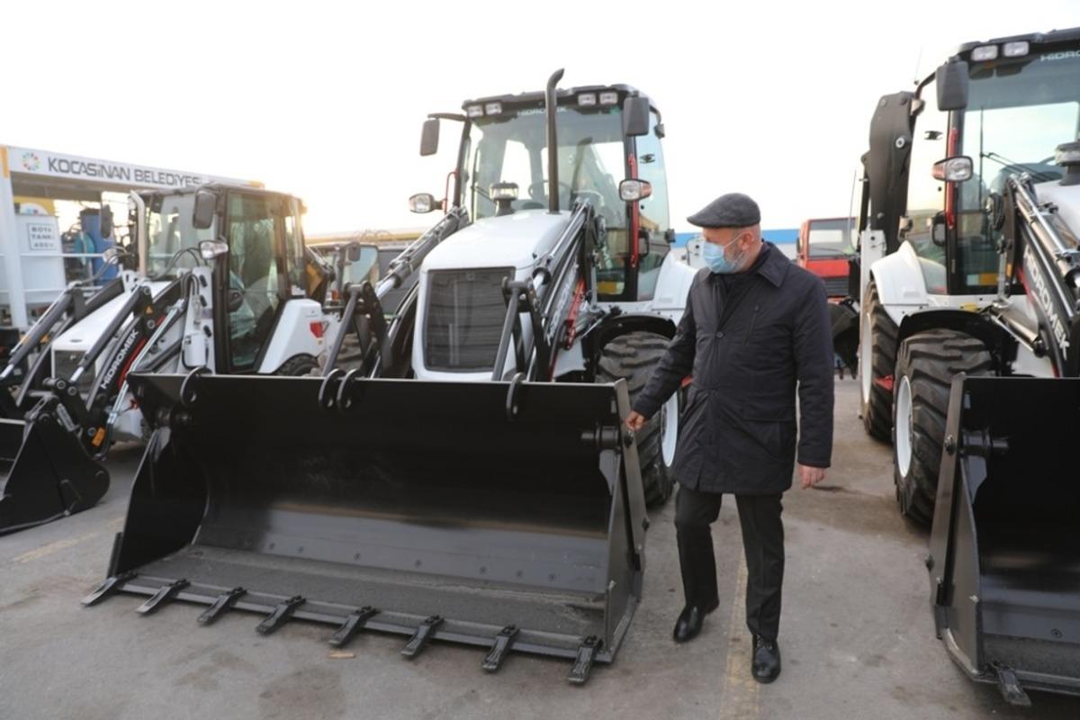 Başkan &Ccedil;olakbayrakdar: "Yeni ara&ccedil; filosuyla projeleri hızla hayata ge&ccedil;ireceğiz"