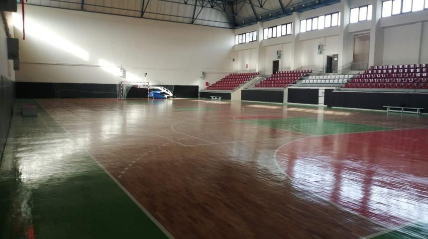 Kuyucak Spor Salonu baştan aşağıya yenilendi